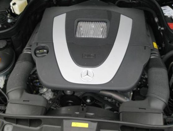  Mercedes Benz 272.952 :  2